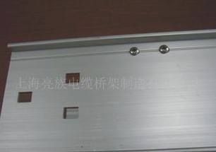 鍍鋅金屬橋架的選型設(shè)計(jì)有什么要求？