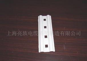 鍍鋅沖孔橋架在安裝上有什么樣的規(guī)范？